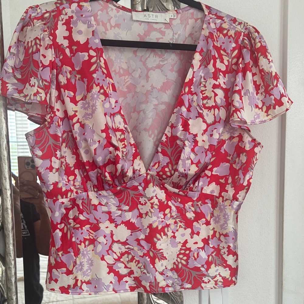 ASTR Floral V-Neck Blouse - Red and Lavender